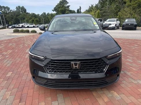 Used 2024 Honda Accord EX image 25