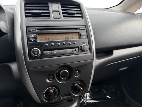Used 2015 Nissan Versa Note S Plus FWD image 12