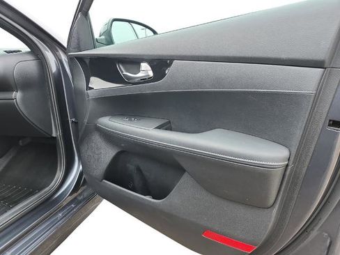 Certified 2023 Kia Forte GT-Line w/ GT-Line Technology Package image 23