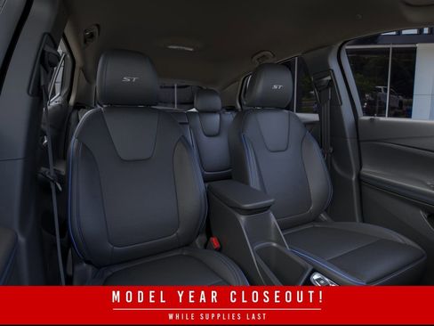 New 2025 Buick Encore GX Sport Touring w/ Comfort Package FWD image 16