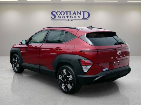 Used 2025 Hyundai Kona SEL FWD image 8