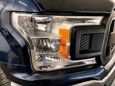 Used 2018 Ford F150 XLT w/ Equipment Group 302A Luxury AWD/4WD image 28