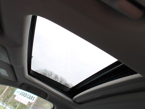 Used 2023 Honda Accord EX image 20