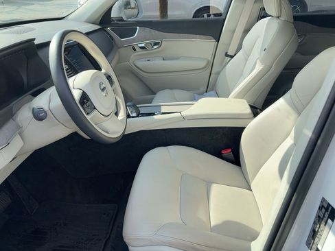 Used 2023 Volvo XC90 B6 Plus w/ Protection Package Premier image 5
