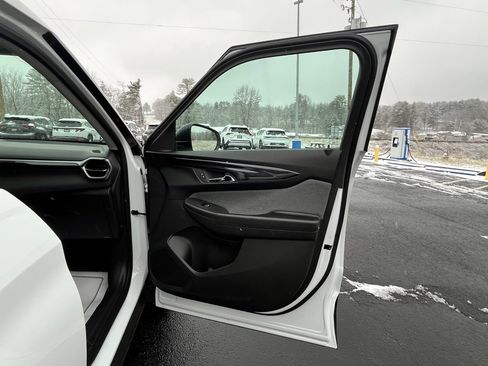 New 2026 Chevrolet TrailBlazer LS w/ LS Convenience Package image 18