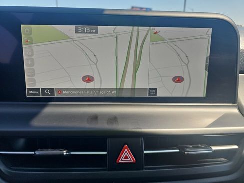 Used 2024 Kia Seltos SX AWD/4WD image 18