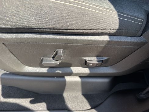 Used 2026 RAM 2500 Big Horn AWD/4WD image 14