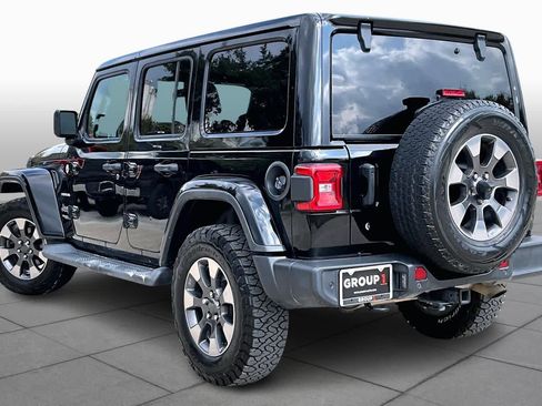 Used 2018 Jeep Wrangler Unlimited Sahara w/ Dual Top Group image 11