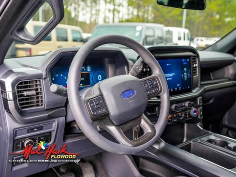 Used 2025 Ford F150 STX w/ Equipment Group 200A image 18