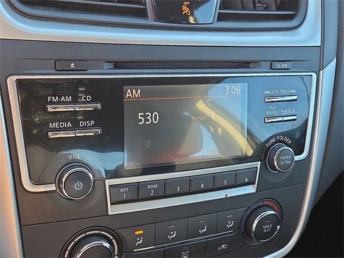 Used 2017 Nissan Altima 2.5 S w/ Power Driver Seat Package image 17