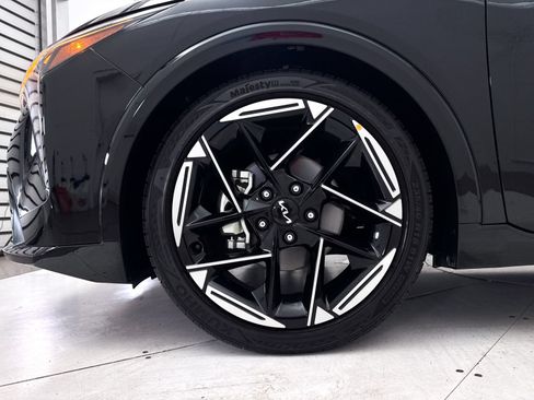 Certified 2025 Kia K4 EX w/ GT-Line Premium Package FWD image 17