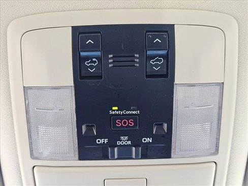 Used 2021 Lexus GX 460 Premium w/ Premium Plus Package image 21