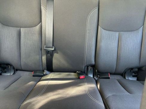 Certified 2017 Jeep Wrangler Unlimited Rubicon w/ Connectivity Group image 14