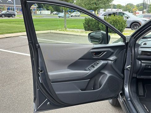 Used 2025 Subaru Crosstrek 2.5i Premium AWD/4WD image 8