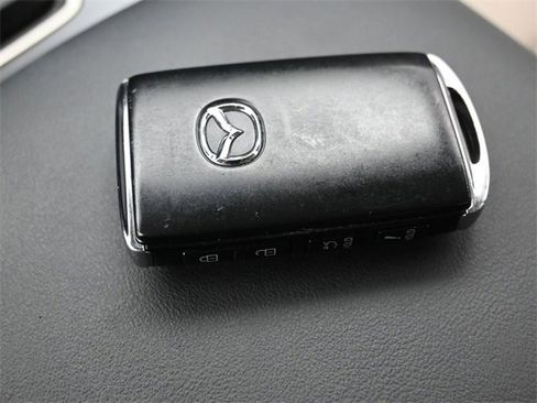 Used 2019 MAZDA MAZDA3 Sedan image 21