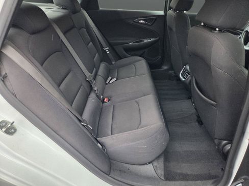 Used 2023 Chevrolet Malibu LT FWD image 13