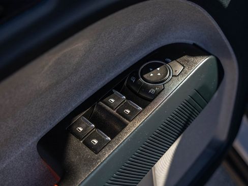 Used 2024 Ford Maverick XLT w/ XLT Luxury Package image 11