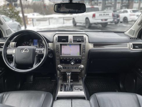 Used 2015 Lexus GX 460 image 22