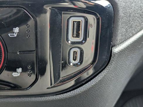 Certified 2026 Chevrolet Silverado 1500 RST AWD/4WD image 21
