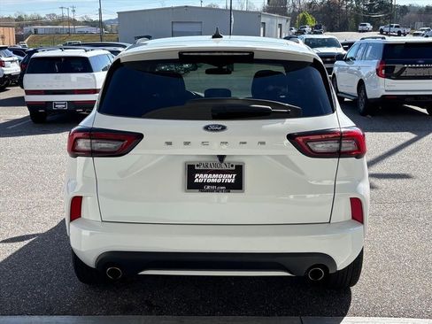 Used 2024 Ford Escape ST-Line image 25