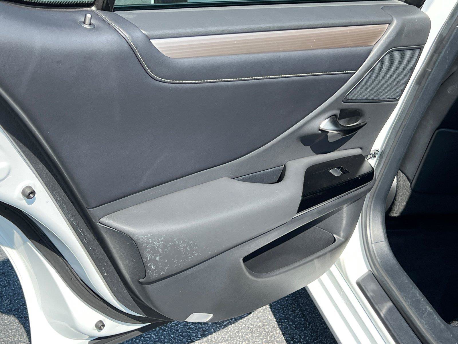 Certified 2022 Lexus ES 350 F Sport w/ Accessory Package FWD image 21