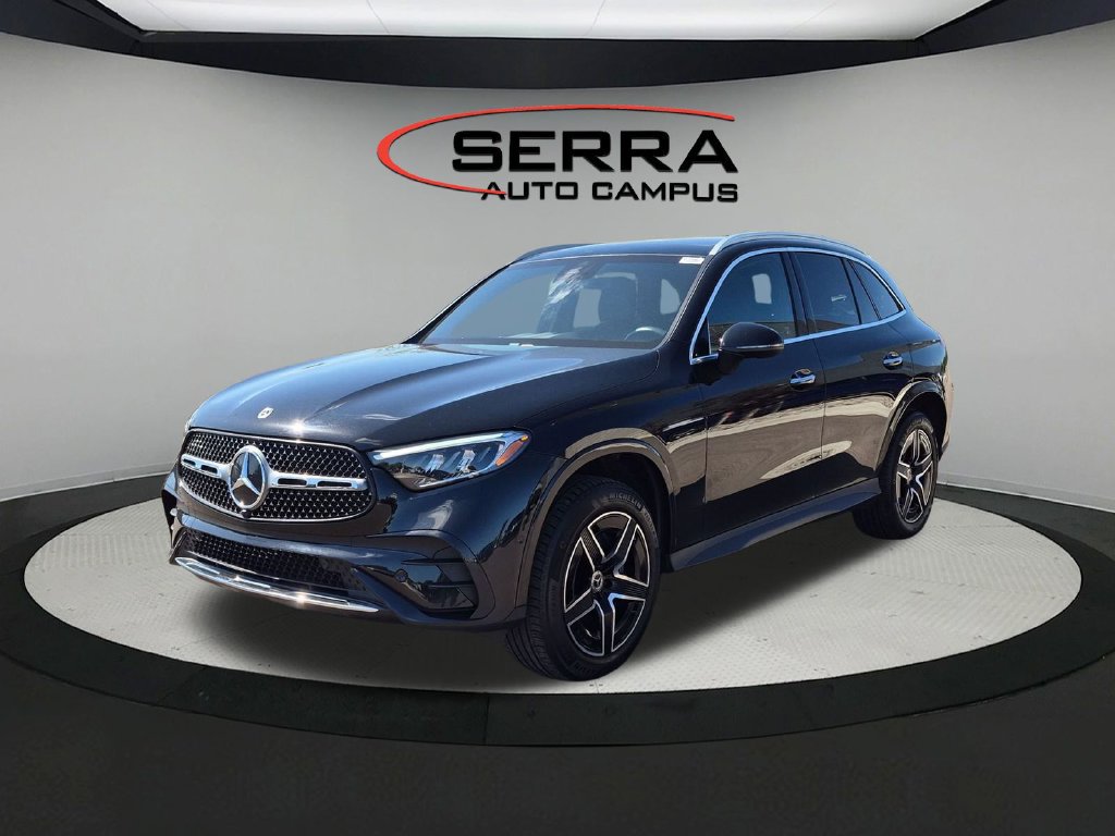 Used 2023 Mercedes-Benz GLC 300 4MATIC image 1