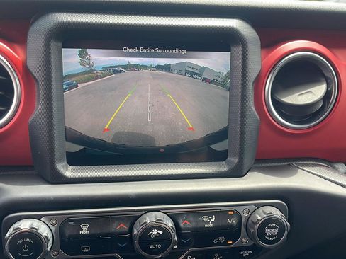 Used 2020 Jeep Wrangler Unlimited Rubicon AWD/4WD image 19