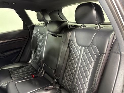 Used 2018 Audi SQ5 Prestige w/ Prestige Package AWD/4WD image 20