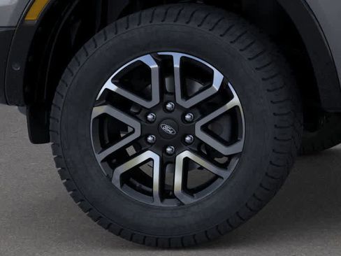 New 2025 Ford Ranger Lariat w/ FX4 Off-Road Package image 19