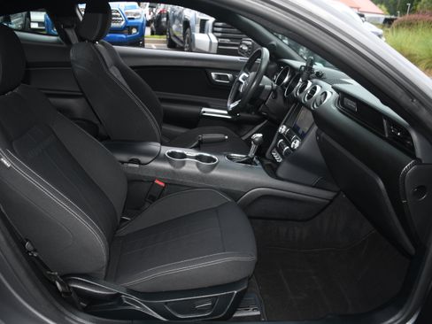 Used 2022 Ford Mustang Coupe w/ Equipment Group 101A RWD image 18