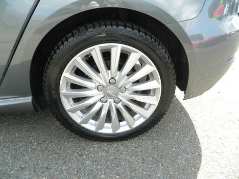 Used 2017 Audi A3 e-tron Prestige image 28