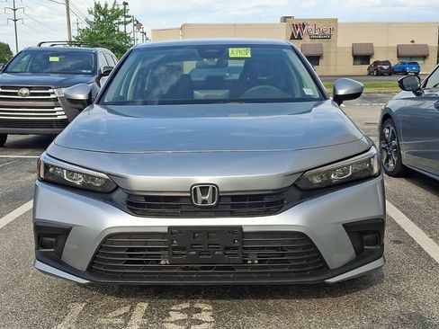 Used 2023 Honda Civic LX image 2