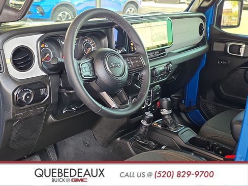 Used 2025 Jeep Wrangler Unlimited Sport AWD/4WD image 11