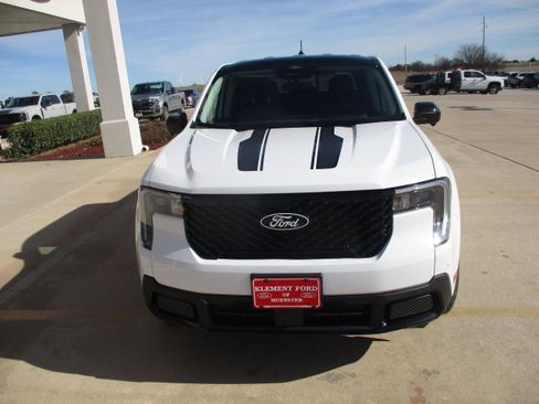 New 2026 Ford Maverick Lariat w/ Black Appearance Package image 6