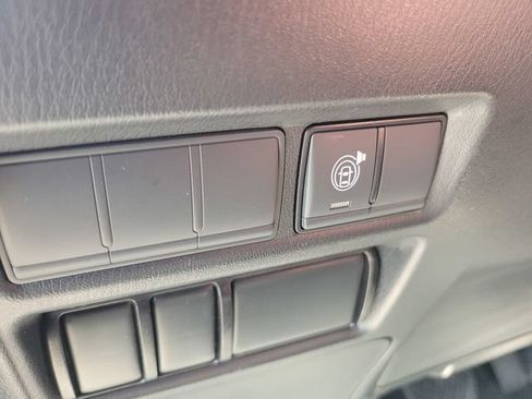 Certified 2024 Nissan Armada SV AWD/4WD image 19