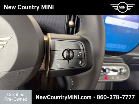 Certified 2025 MINI Cooper 2-Door Hardtop image 18
