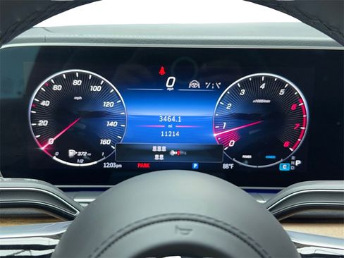 Used 2025 Mercedes-Benz GLS 450 4MATIC image 26