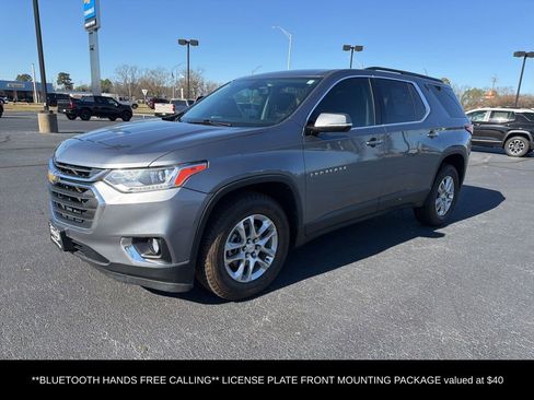 Used 2020 Chevrolet Traverse LT image 4