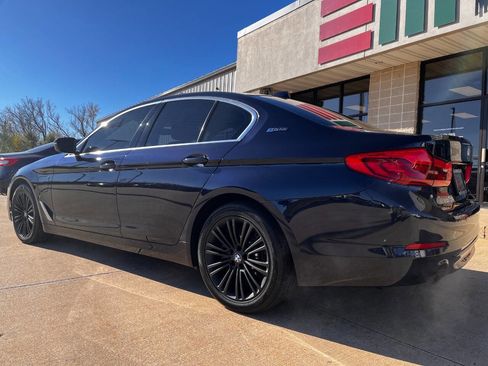 Used 2019 BMW 530e w/ Convenience Package image 3