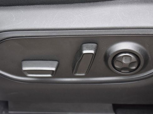 Used 2025 Jeep Grand Cherokee L Laredo w/ Trailer Tow Package image 26