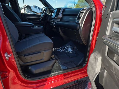 Used 2024 RAM 2500 Big Horn w/ Bed Utility Group image 20