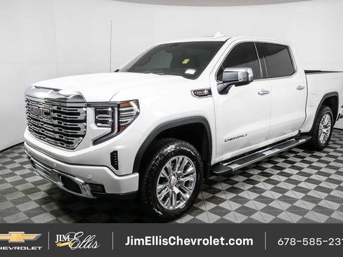 Used 2025 GMC Sierra 1500 Denali w/ Technology Package AWD/4WD image 27