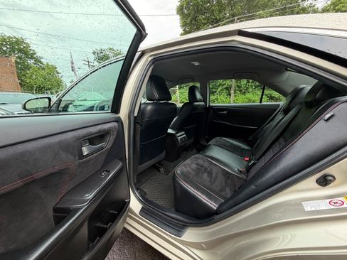 Used 2015 Toyota Camry XSE FWD image 28