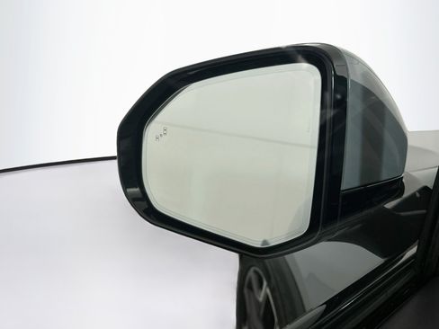 Used 2022 Rivian R1T Adventure AWD/4WD image 16