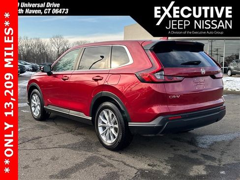 Used 2024 Honda CR-V EX-L image 4