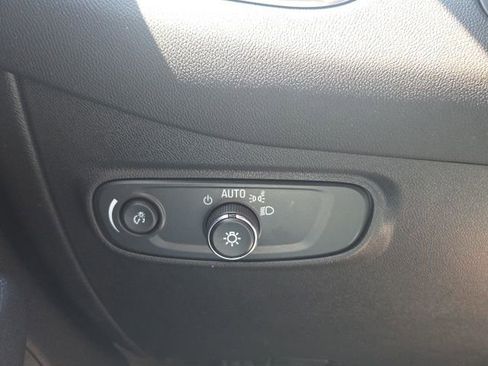 Used 2024 Chevrolet Equinox LT w/ Driver Convenience Package FWD image 27