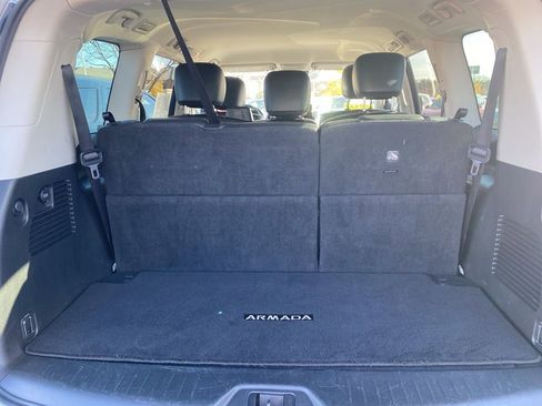 Used 2023 Nissan Armada SV image 36