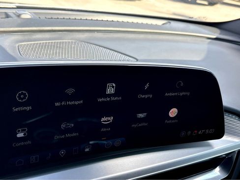 Used 2024 Cadillac Lyriq Sport image 28