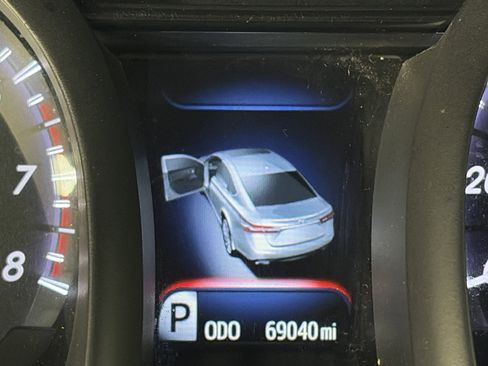 Used 2015 Toyota Avalon XLE Touring FWD image 5
