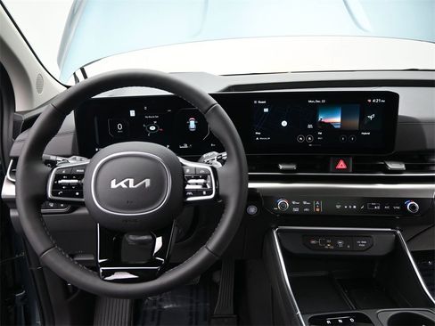 New 2026 Kia Carnival SX Prestige image 31